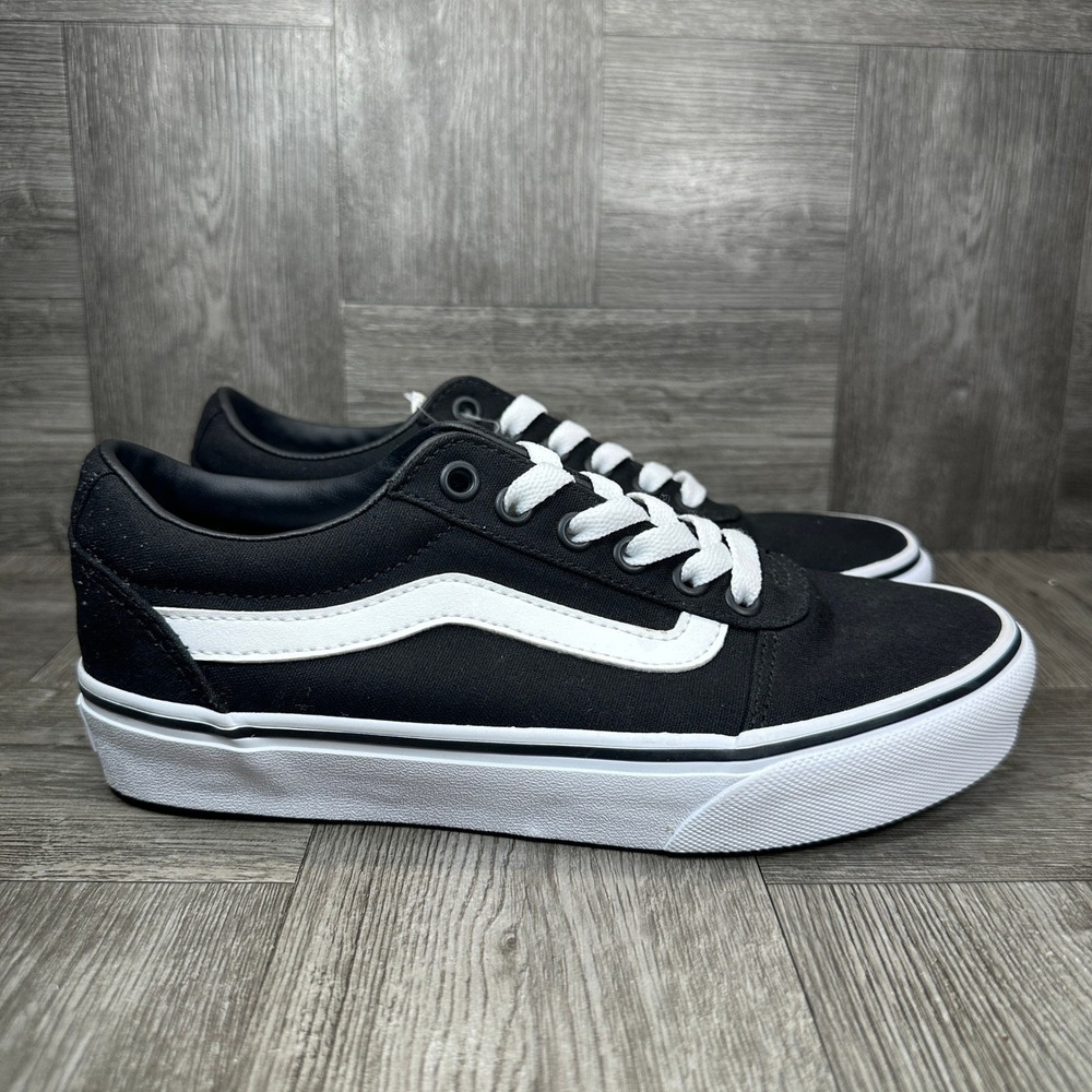 Vans Ward Sneakers Womens 6 Black Canvas Low Top Classic Skate NEW